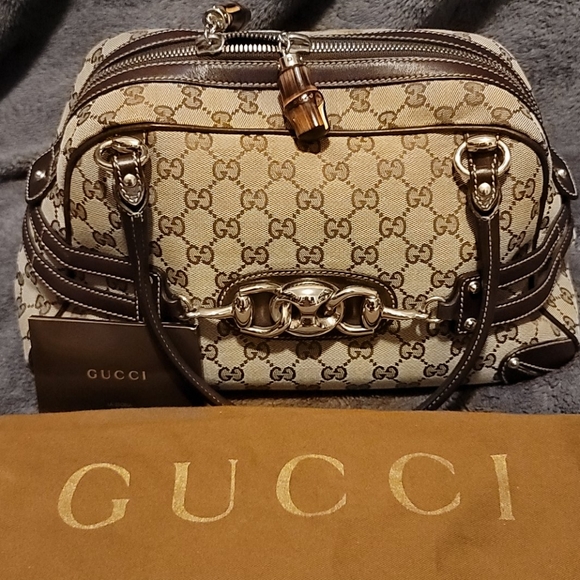 Gucci Handbags - Gucci Purse